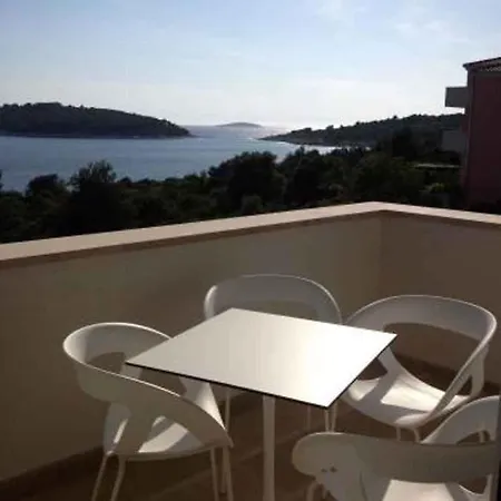 In Rogoznicko - Sibenik Riviera 36448 Zečevo