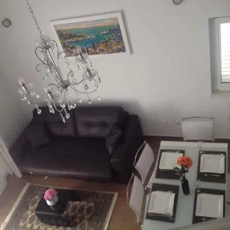 In Rogoznicko - Sibenik Riviera 36448 Appartamento Zečevo