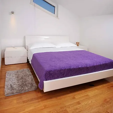 Appartamento In Rogoznicko - Sibenik Riviera 36448 Zečevo